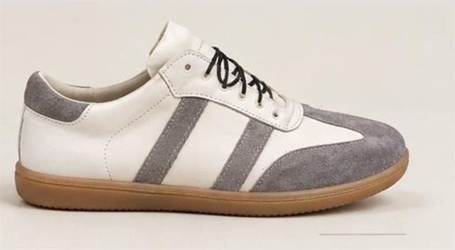 Zapatilla blanca deportiva